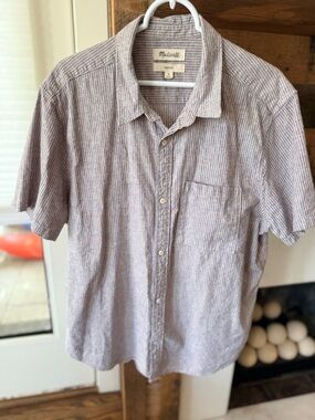 Madewell Easy Fit Men’s Short-Sleeve Button-Up Shirt